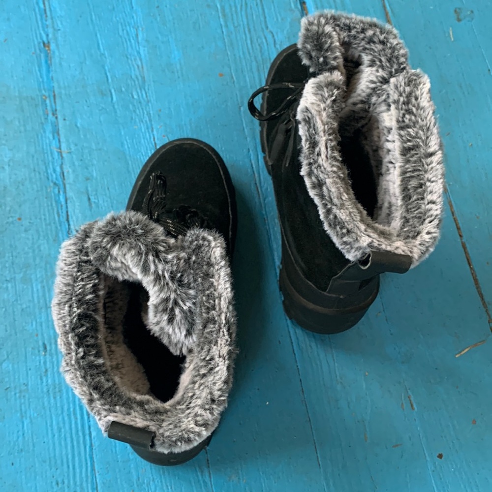 Winter Boot Women Size 8 Waterproof Warm Like New